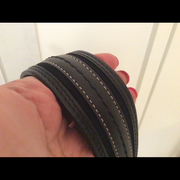 Coach purse - Picture 2 of 4